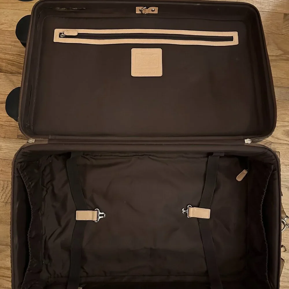 Coach Luggage Set